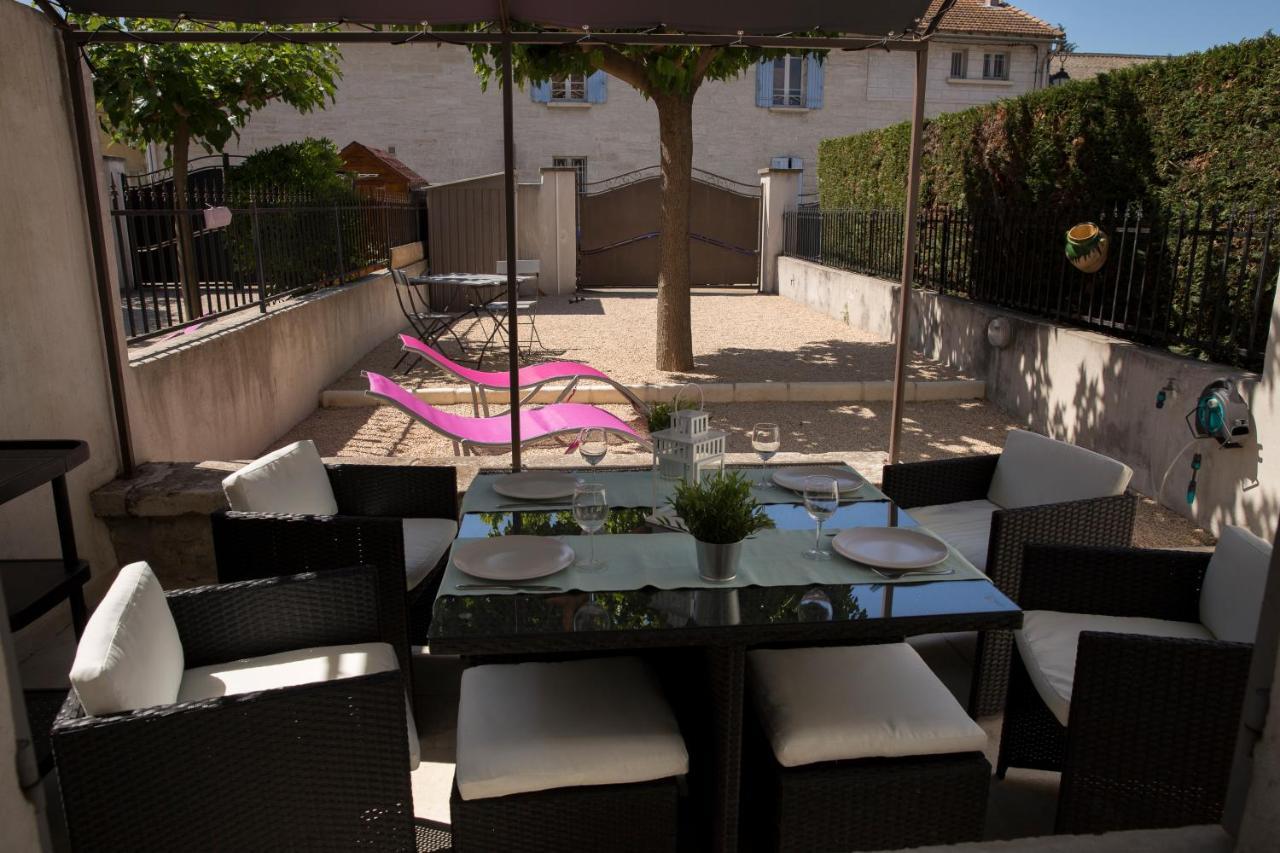 Maison Tendance Avec Jardin, Centre Village, Alpilles, Familles Eyragues Luaran gambar